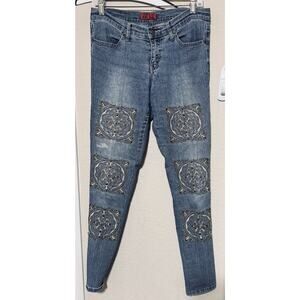 Acid Blue Women’s Jeans Junior Size 7/28 Denim Mandala Embroidered Skinny Y2K